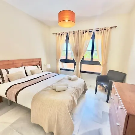 Lovely Two Bedroom Apartament Estepona