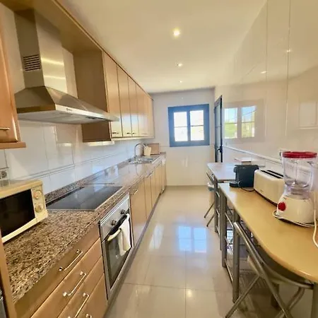 Appartement Lovely Two Bedroom Estepona
